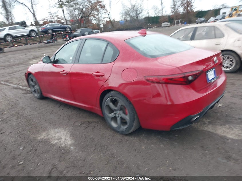 VIN ZARFAECN8H7557095 2017 ALFA ROMEO GIULIA TI RWD