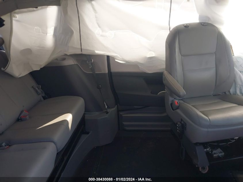 5TDYZ3DC9LS068569 2020 TOYOTA SIENNA, photo no. 8