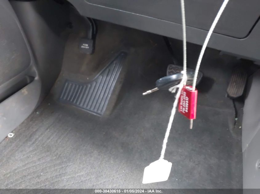 2018 TOYOTA SIENNA LE 8 PASSENGER - 5TDKZ3DC4JS911595