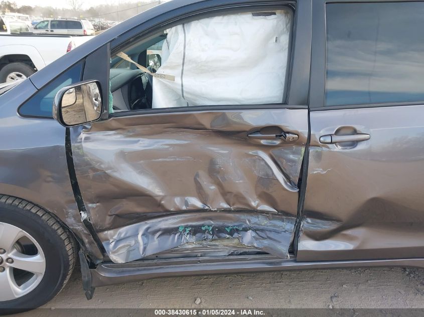 2018 TOYOTA SIENNA LE 8 PASSENGER - 5TDKZ3DC4JS911595