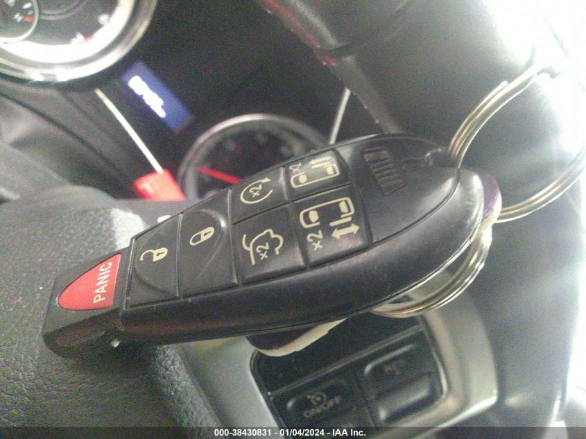 2018 DODGE GRAND CARAVAN SXT - 2C4RDGCG5JR240987
