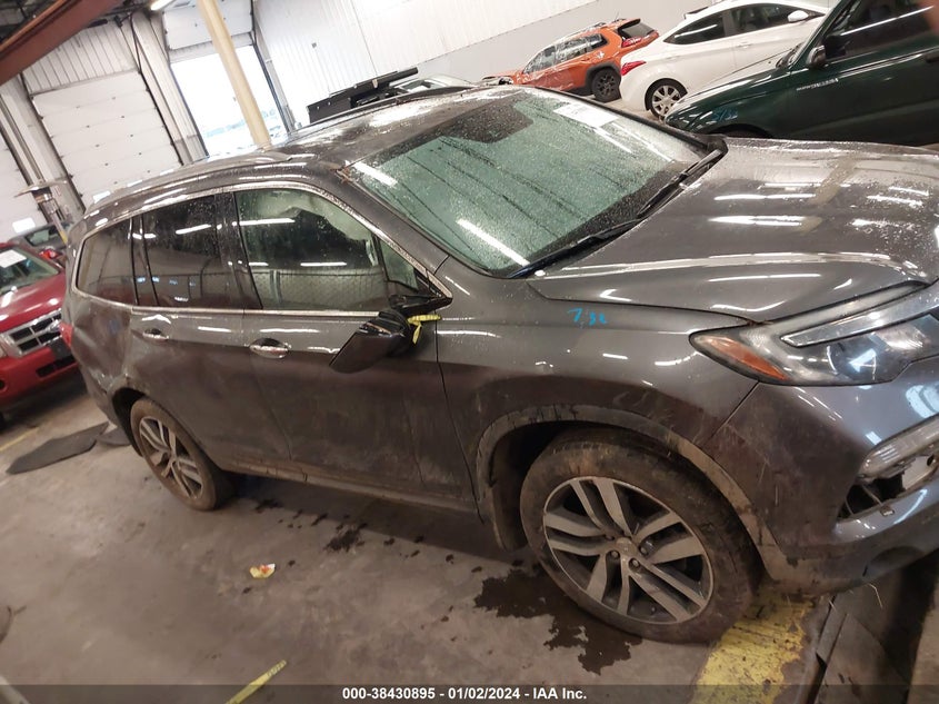 VIN 5FNYF6H97HB021044 2017 HONDA PILOT TOURING