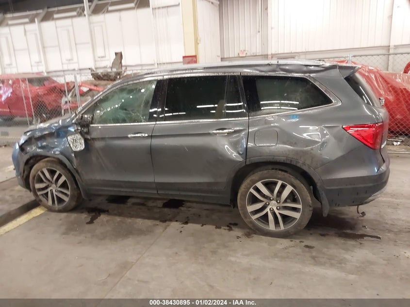 VIN 5FNYF6H97HB021044 2017 HONDA PILOT TOURING