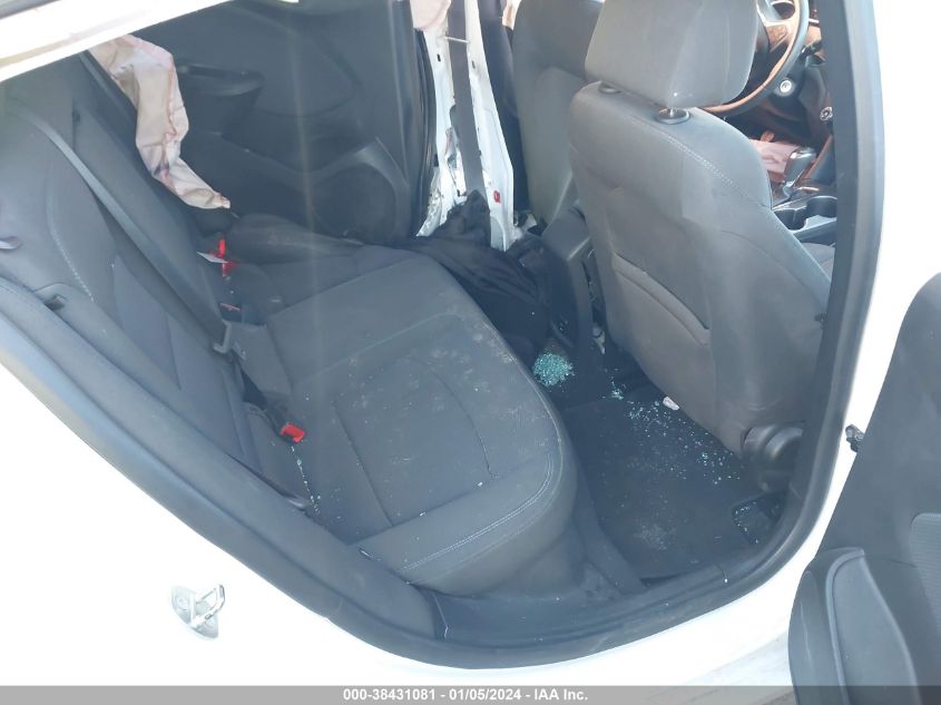 2018 CHEVROLET CRUZE LT - 1G1BE5SM5J7113788