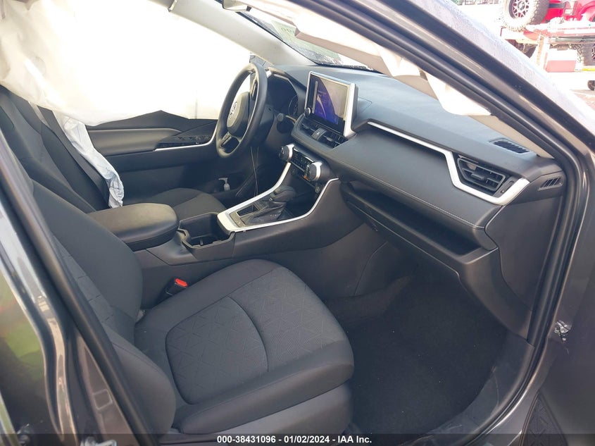 VIN 2T3W1RFV2PW293386 2023 TOYOTA RAV4 XLE/XLE PREMIUM