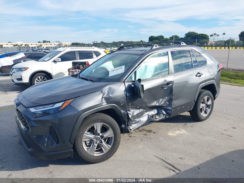 VIN 2T3W1RFV2PW293386 2023 TOYOTA RAV4 XLE/XLE PREMIUM