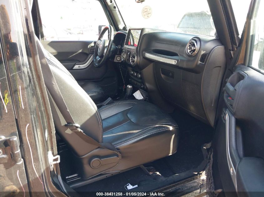 2013 JEEP WRANGLER UNLIMITED SAHARA - 1C4HJWEG4DL692812