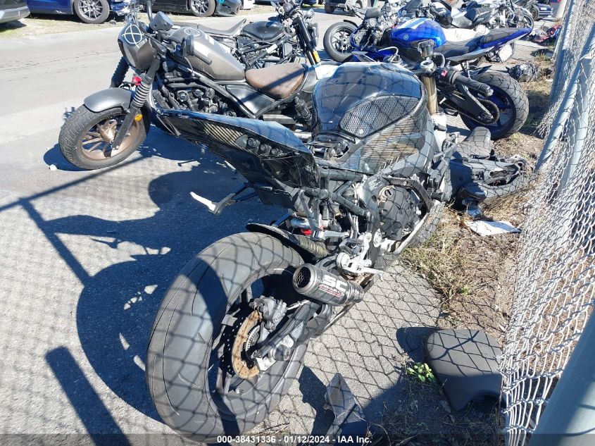 2021 BMW S 1000 RR - WB10E2303M6D47611