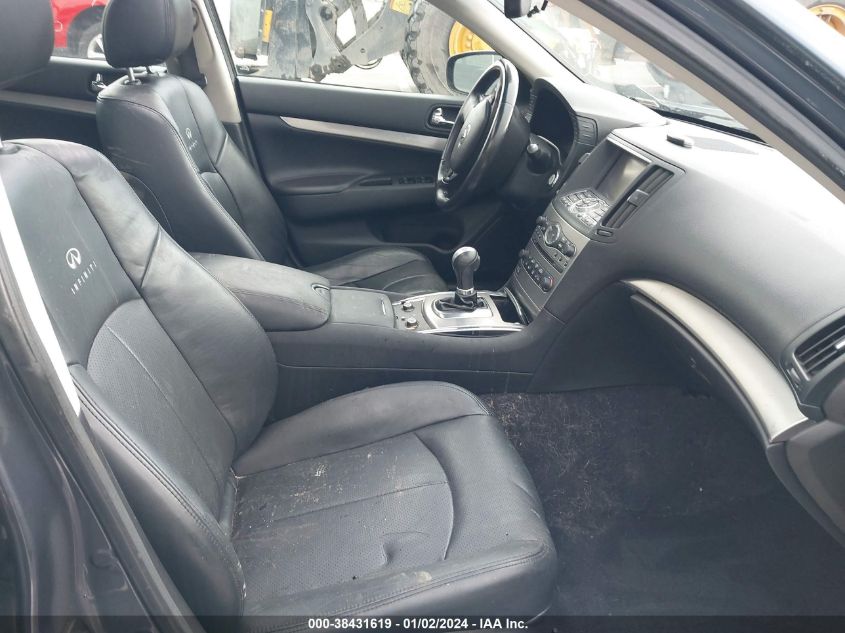 2013 INFINITI G37 JOURNEY/SPORT - JN1CV6AP3DM303594