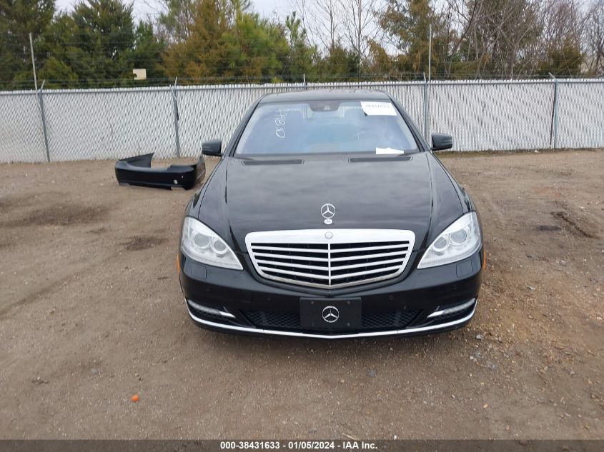 2013 MERCEDES-BENZ S 550 WDDNG7DB4DA494830