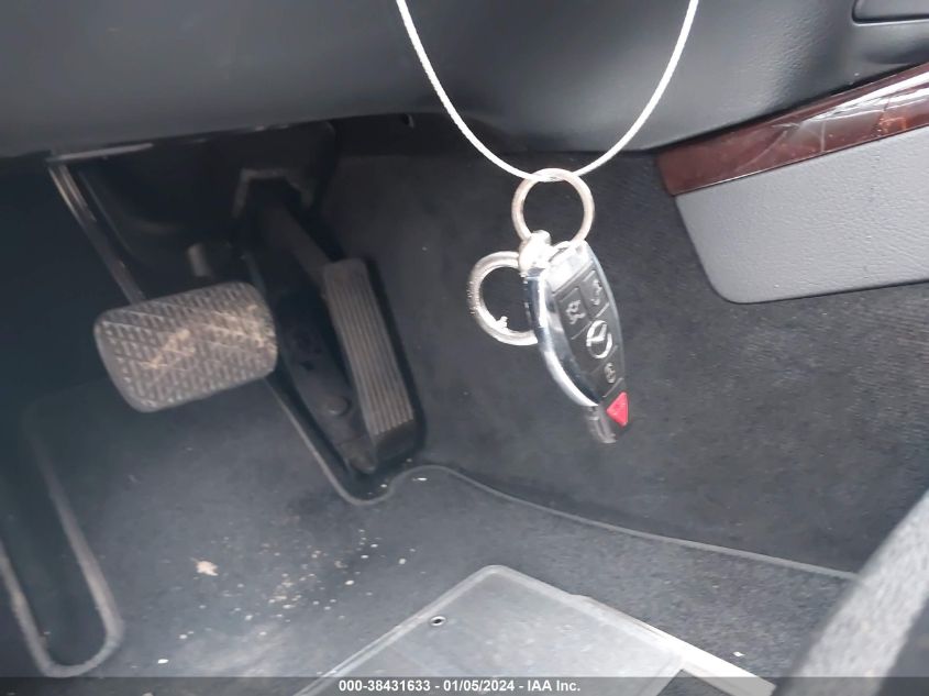 2013 MERCEDES-BENZ S 550 WDDNG7DB4DA494830