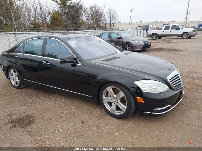 2013 MERCEDES-BENZ S 550 - WDDNG7DB4DA494830