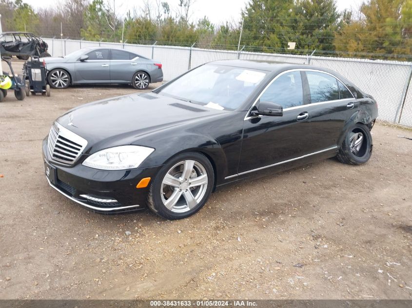 2013 MERCEDES-BENZ S 550 WDDNG7DB4DA494830