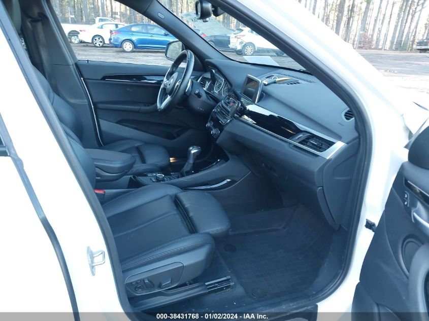 2016 BMW X1 - WBXHT3C32G5E53623
