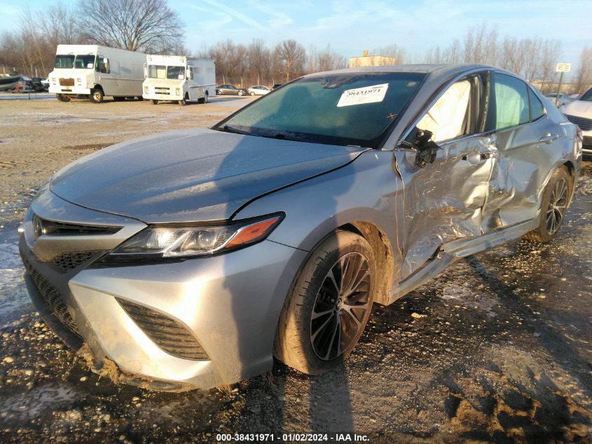 2018 TOYOTA CAMRY L/LE/XLE/SE/XSE - 4T1B11HK7JU609965