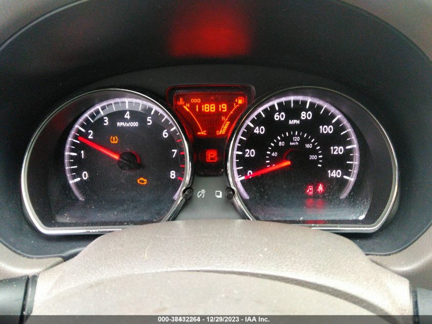 2014 NISSAN VERSA 1.6 SV - 3N1CN7AP1EL836206