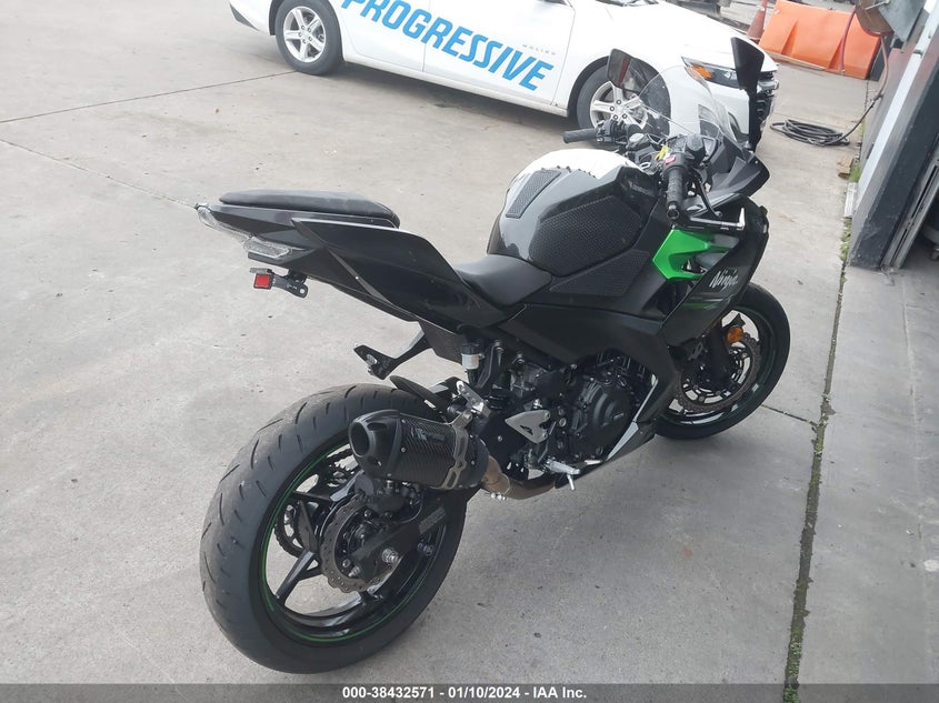 VIN JKAEXKG13PDAS3512 2023 KAWASAKI EX400