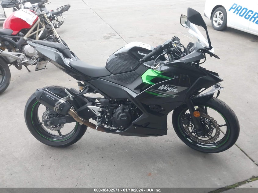 VIN JKAEXKG13PDAS3512 2023 KAWASAKI EX400