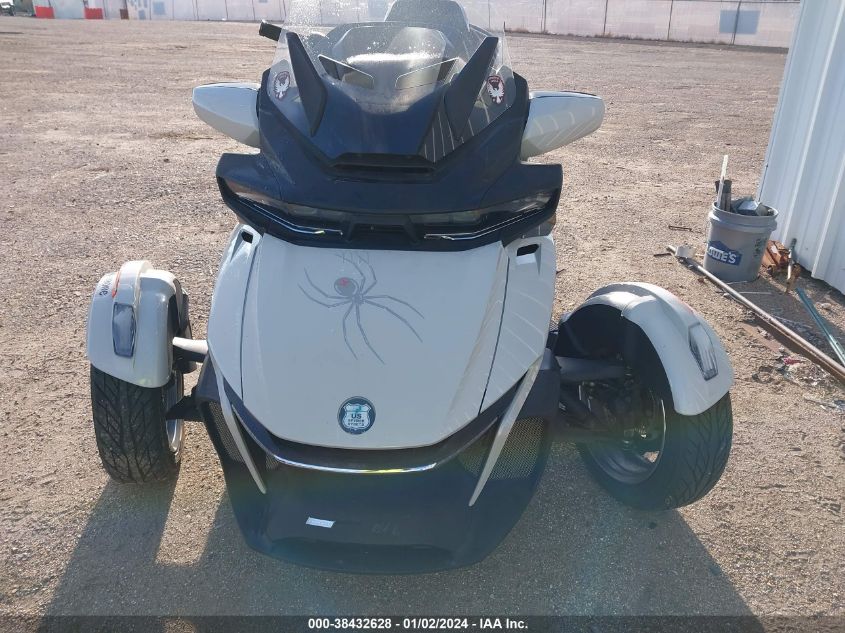 2020 CAN-AM SPYDER ROADSTER RT/RT LIMITED 2BXNBDD24LV005187