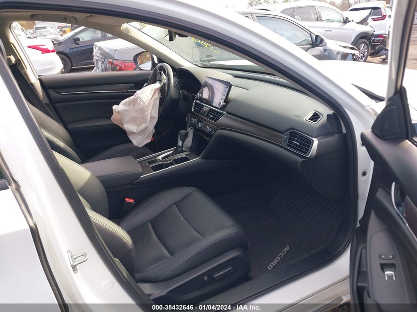VIN 1HGCV1F53LA115649 2020 HONDA ACCORD EXL