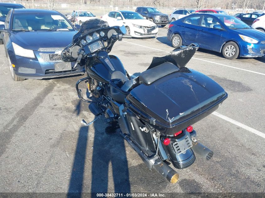 2018 HARLEY-DAVIDSON FLHXS STREET GLIDE SPECIAL - 1HD1KRC12JB653358