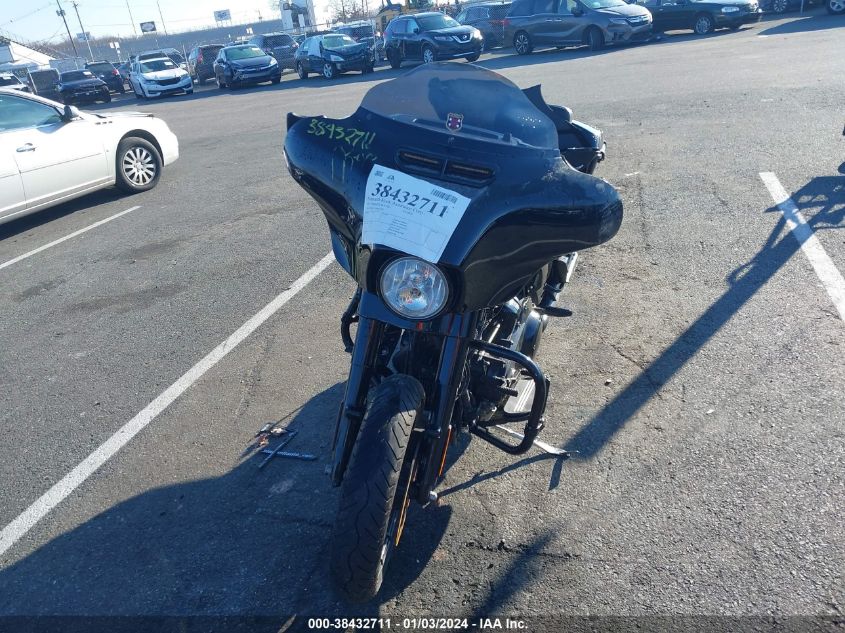 2018 HARLEY-DAVIDSON FLHXS STREET GLIDE SPECIAL - 1HD1KRC12JB653358