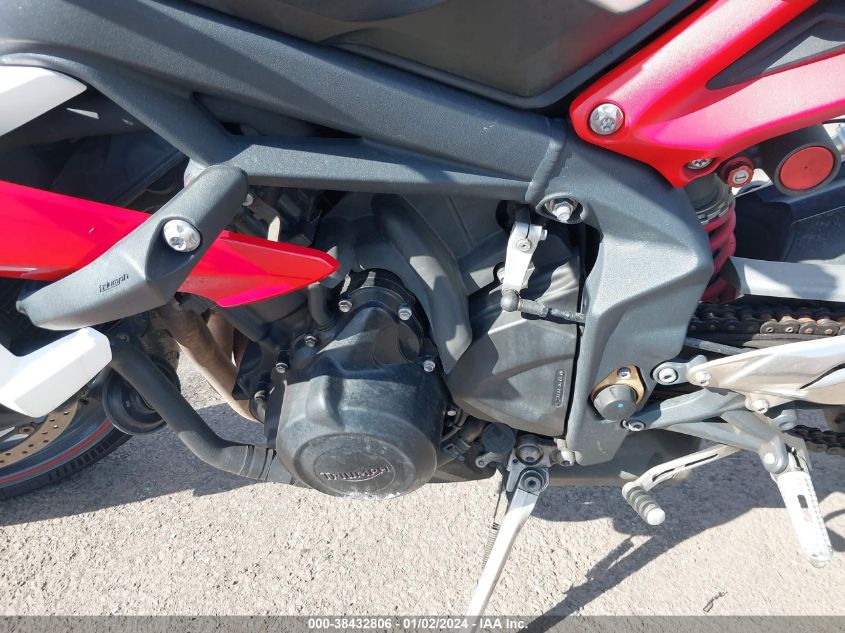 2014 TRIUMPH MOTORCYCLE STREET TRIPLE R SMTL03NE4ET647639