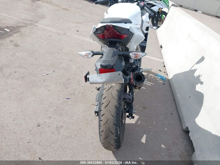 2023 KAWASAKI EX400 - JKAEXKH12PDAN9626