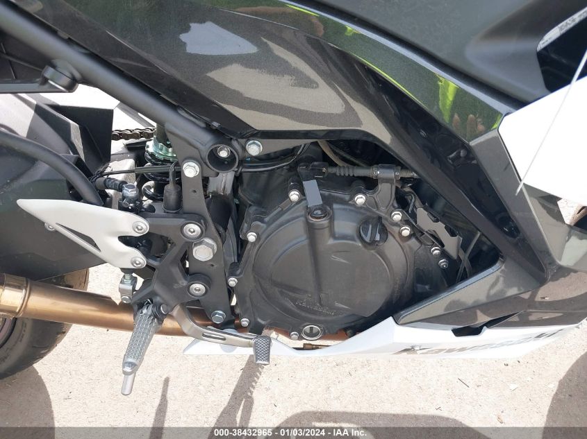 2023 KAWASAKI EX400 - JKAEXKH12PDAN9626