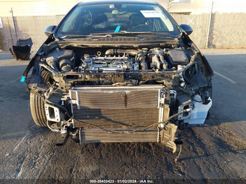 2018 CHEVROLET CRUZE LT AUTO - 1G1BE5SM2J7157537
