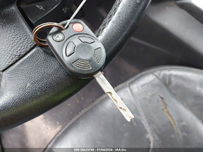 2013 FORD FOCUS SE - 1FADP3K28DL237696