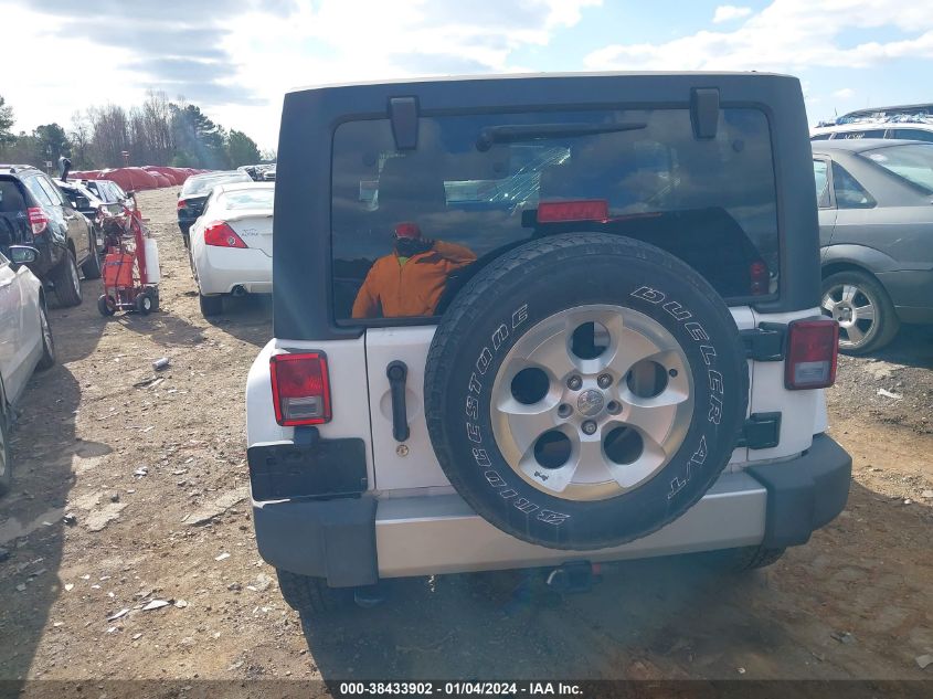 2014 JEEP WRANGLER UNLIMITED SAHARA - 1C4BJWEG4EL141075