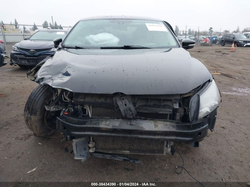 2013 VOLKSWAGEN PASSAT S - 1VWAP7A36DC090158