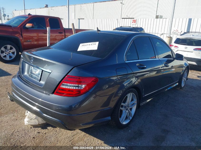 2013 MERCEDES-BENZ C 250 LUXURY/SPORT - WDDGF4HB6DA857813