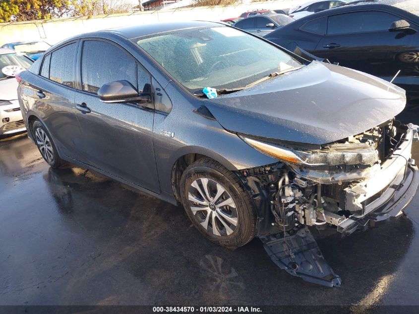 2021 TOYOTA PRIUS PRIME LE - JTDKAMFP9M3174851