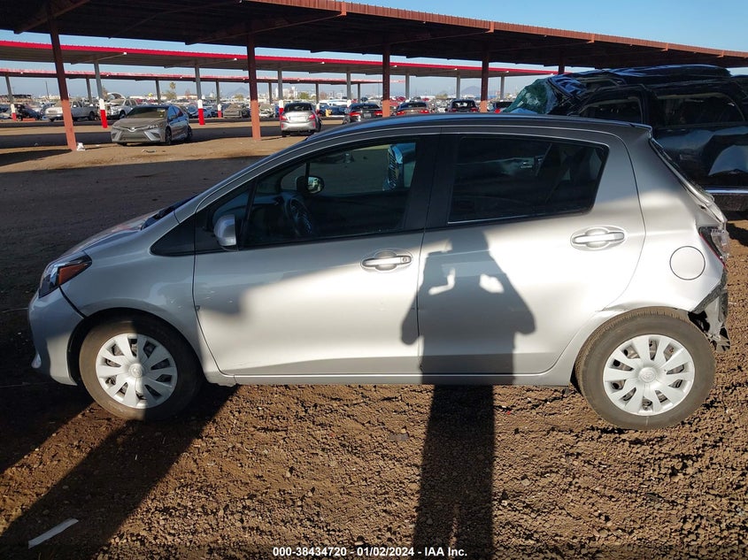 VIN VNKKTUD30HA077055 2017 TOYOTA YARIS L