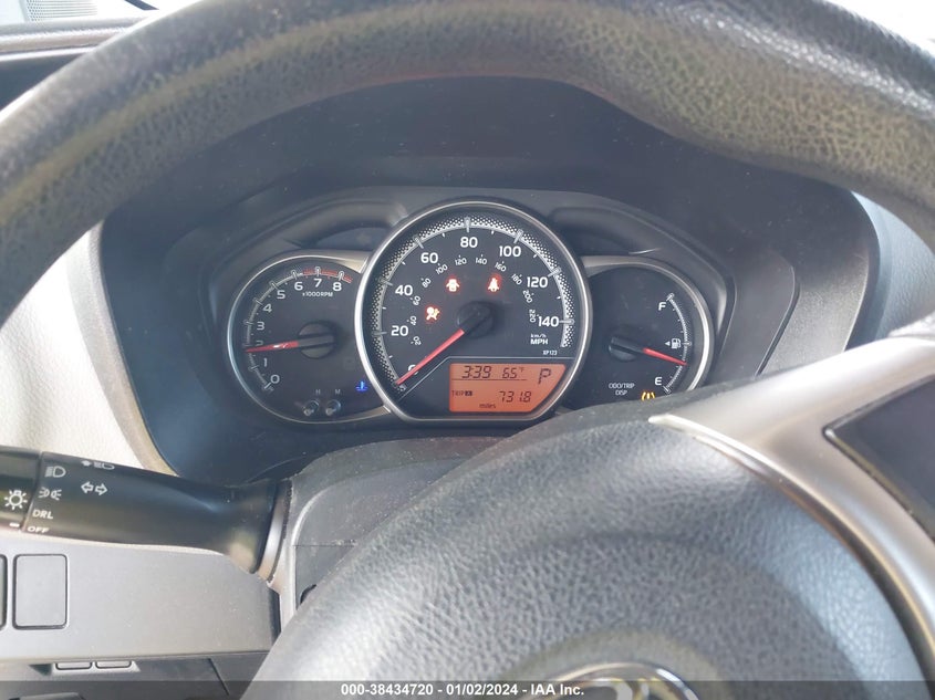 VIN VNKKTUD30HA077055 2017 TOYOTA YARIS L