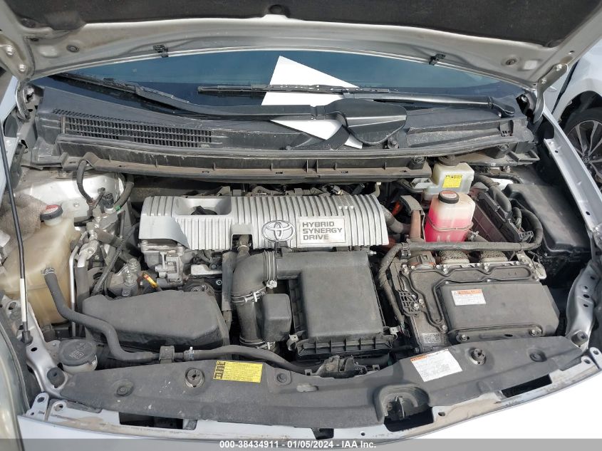 2015 TOYOTA PRIUS TWO - JTDKN3DU4F1931869