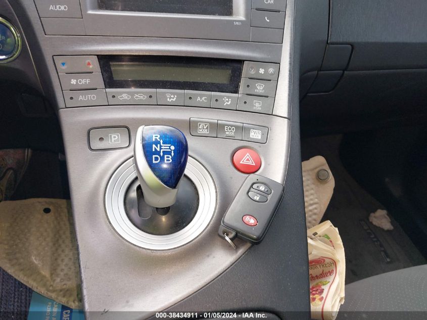 2015 TOYOTA PRIUS TWO - JTDKN3DU4F1931869