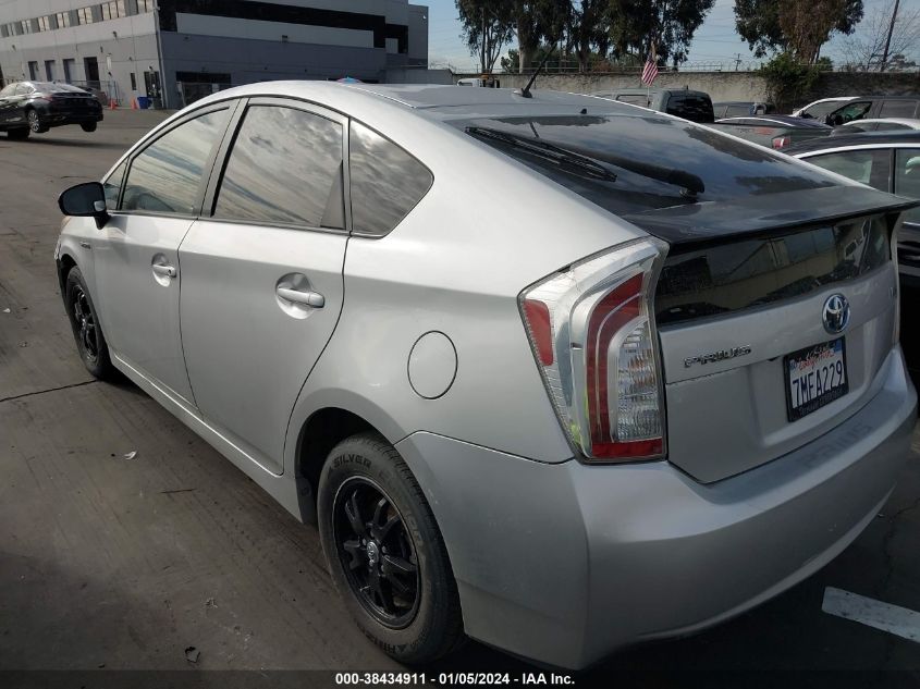 2015 TOYOTA PRIUS TWO - JTDKN3DU4F1931869