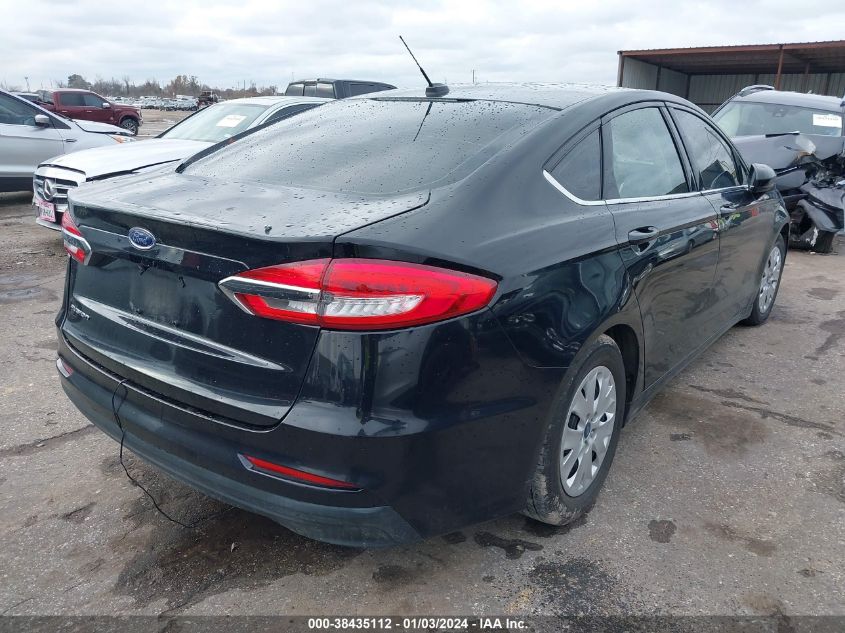 2019 FORD FUSION S - 3FA6P0G74KR171870