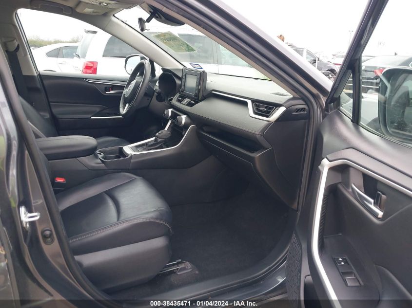 2020 TOYOTA RAV4 XLE PREMIUM - 2T3C1RFV4LW089010
