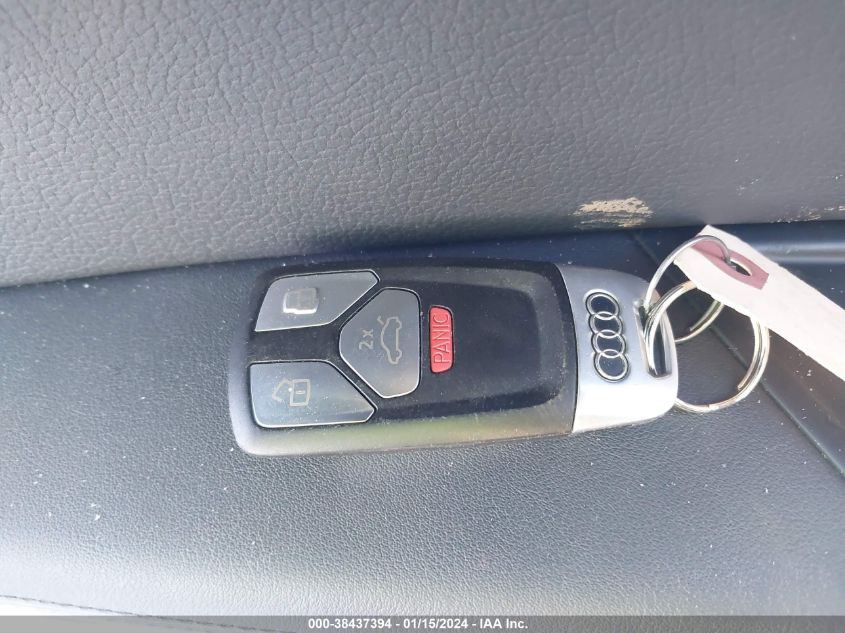 2019 AUDI A4 PREMIUM PLUS - WAUENAF42KN008143