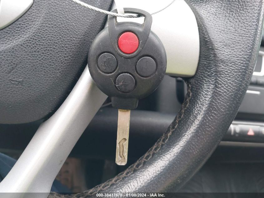 2015 SMART FORTWO PURE/PASSION WMEEJ3BA2FK797988