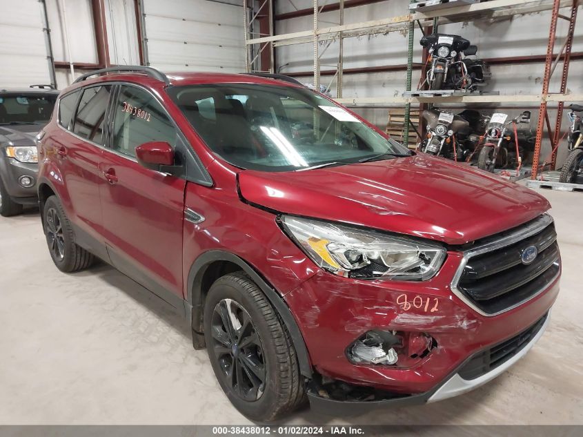 1FMCU9GD1HUB17701 2017 FORD ESCAPE, photo no. 1