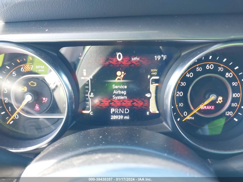 2020 JEEP WRANGLER UNLIMITED SAHARA 4X4 - 1C4HJXEN7LW157264