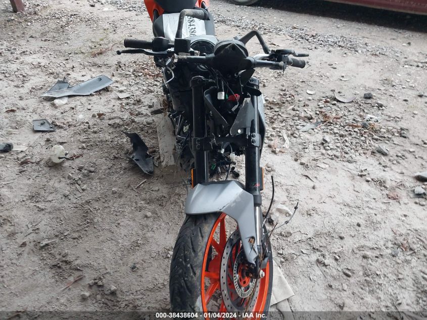 2023 KTM 200 DUKE - MD2JPC40XPC017144
