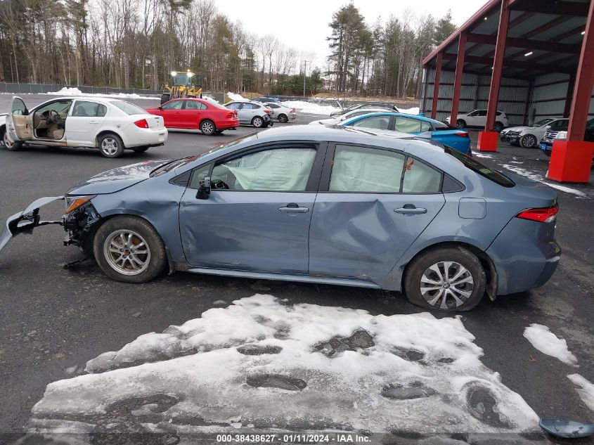 2022 TOYOTA COROLLA LE - JTDEAMDE2N3010907