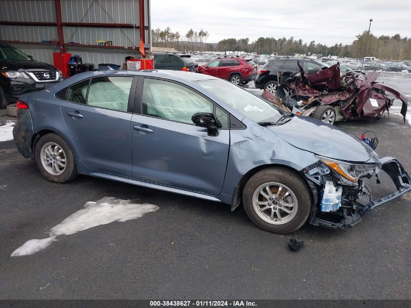 2022 TOYOTA COROLLA LE - JTDEAMDE2N3010907