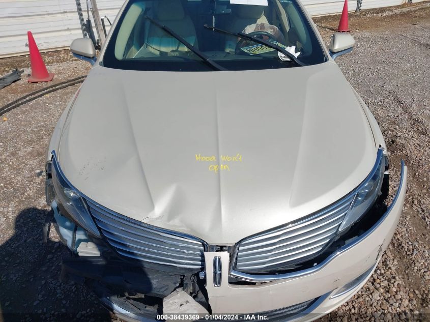 2014 LINCOLN MKZ - 3LN6L2GK0ER830128